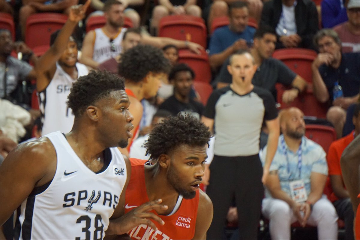 Cdp3_cdp3's tweet photo. @teroyaeason Congratulations to Tari, you, and the whole family! I remember watching his first Summer League games in Las Vegas.

As an LSU fan, I was thrilled when the Rockets drafted him, and even happier he’s staying. Looking forward to watching him play this season ! 🚀🐯 https://t.co/Fc69OfS6st
