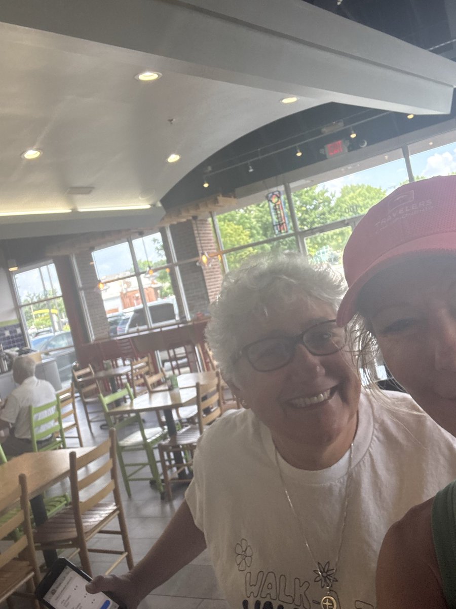 chiploverlou's tweet photo. Ran into one of those people today!
Make that two!
Someone above must be looking down and smiling. Need more of these people!
Look @sportssammy05 who stopped by for a visit! #Joys https://t.co/ImlefKebON