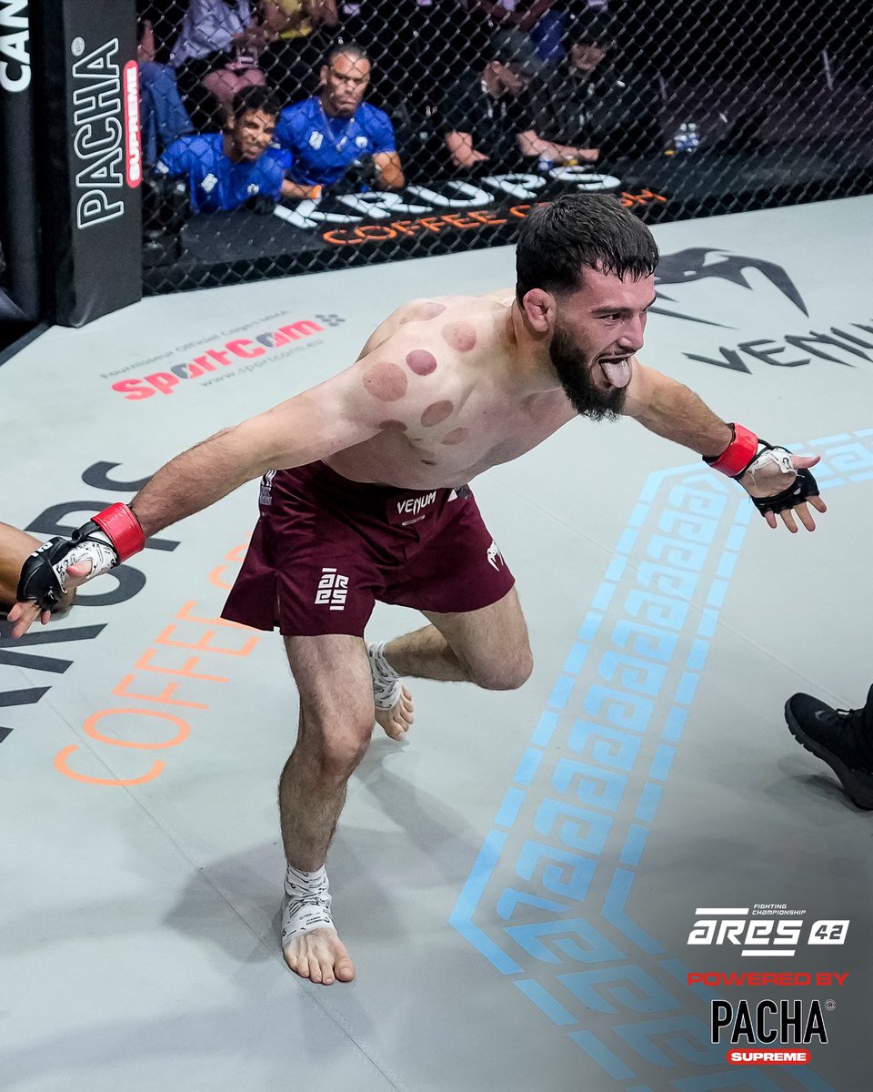 ares_fighting's tweet photo. Il n’a laissé aucune place au doute !  

Amir Aliev s’impose par clé de bras au premier round et poursuit son ascension. ⚡️

Le prochain arrêt… le combat pour la ceinture ? 🏆

#ARES42

📺 En direct sur @canalplussport &amp; @ufcfightpass https://t.co/WpyMboPVzJ