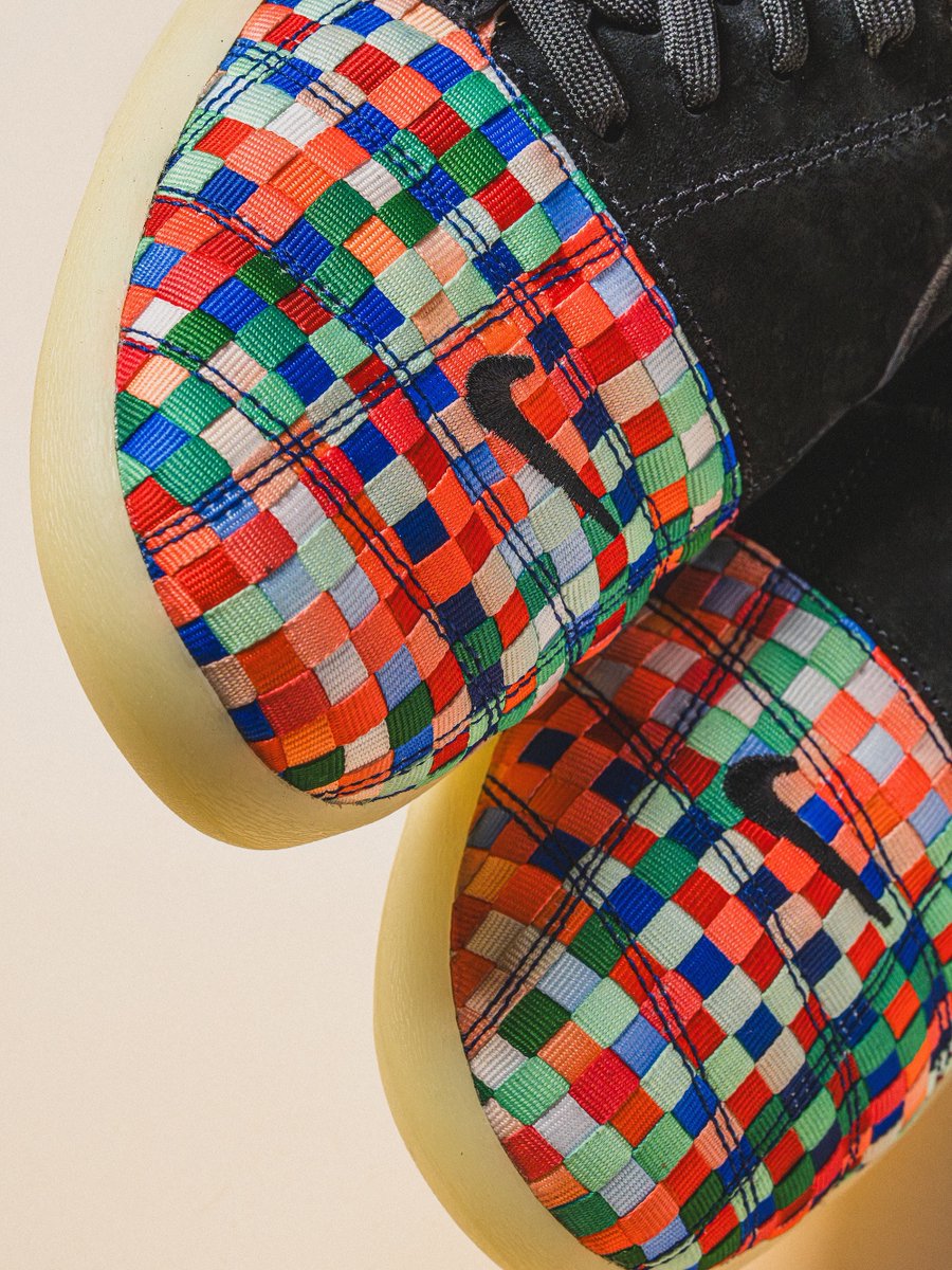 ModernNotoriety's tweet photo. Ducks of a Feather x Nike Total 90 "Beautiful Game"

🗓️ July 14th (GOAT)
📈 Limited to 300 pairs https://t.co/DCGNqxg3b1