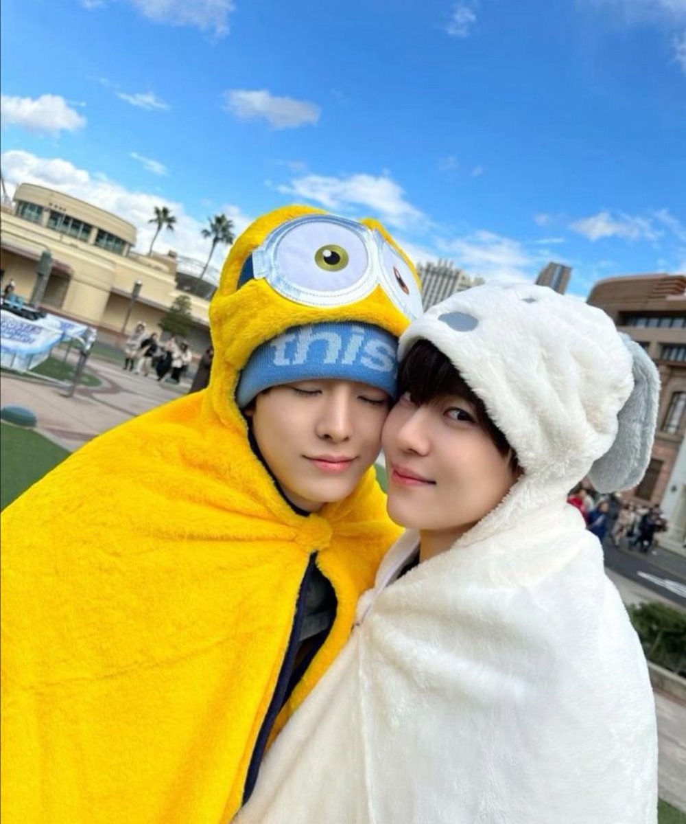 tklarrr's tweet photo. dulu hunhan, skrng yusion 🥹

#hunhan #yusion #yushi #sion #sehun #luhan https://t.co/zZEt2w06d7