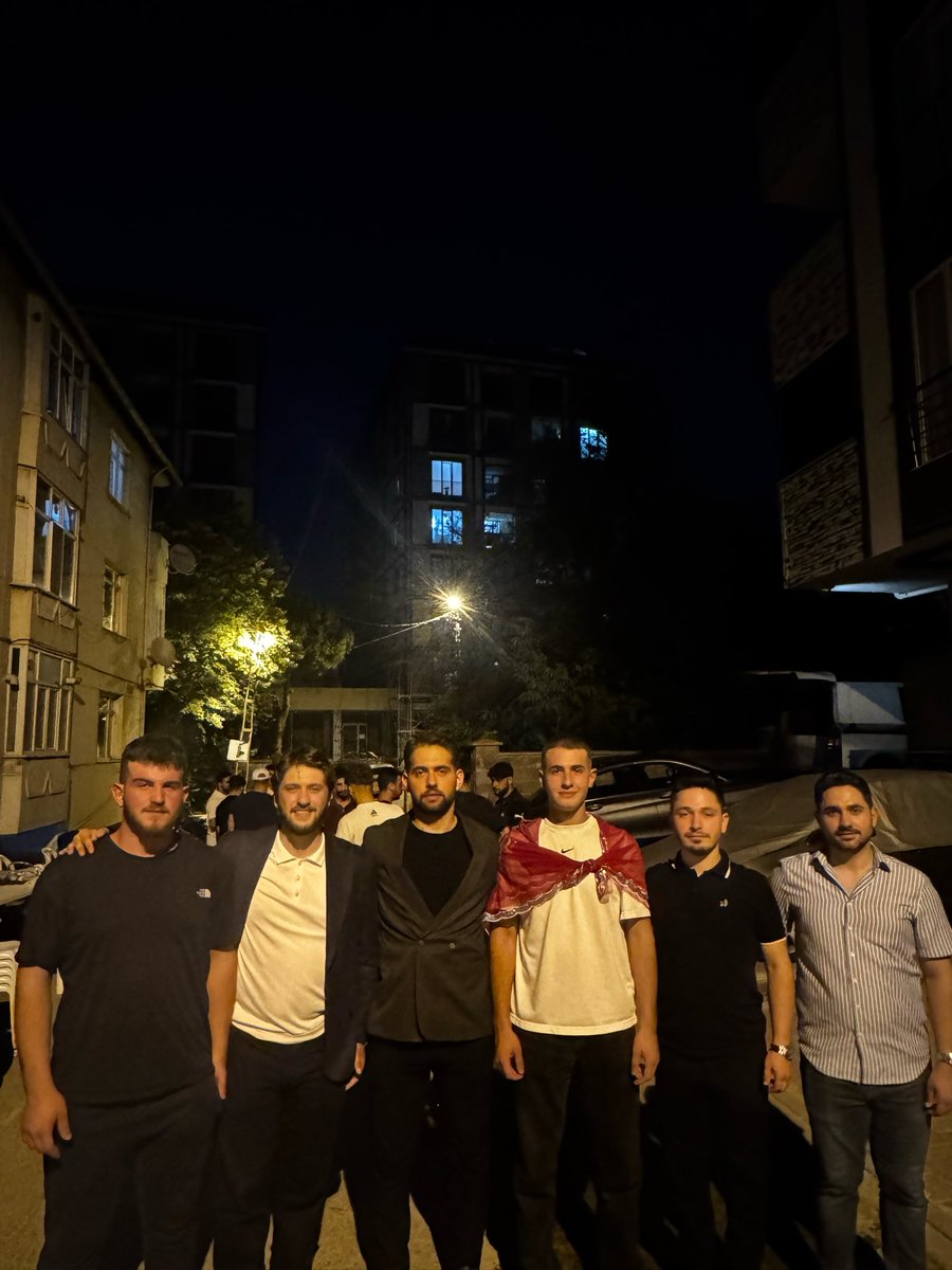 sbeyliakgenclik's tweet photo. Vatani görevini yapacak olan Oğuzhan Tepe’nin asker uğurlama merasimine katıldık.

Kardeşimize şimdiden hayırlı tezkereler diliyorum. 

Rabbim tüm Mehmetçiğimizin yar ve yardımcısı olsun. 🇹🇷 https://t.co/2bBfV8SV2r