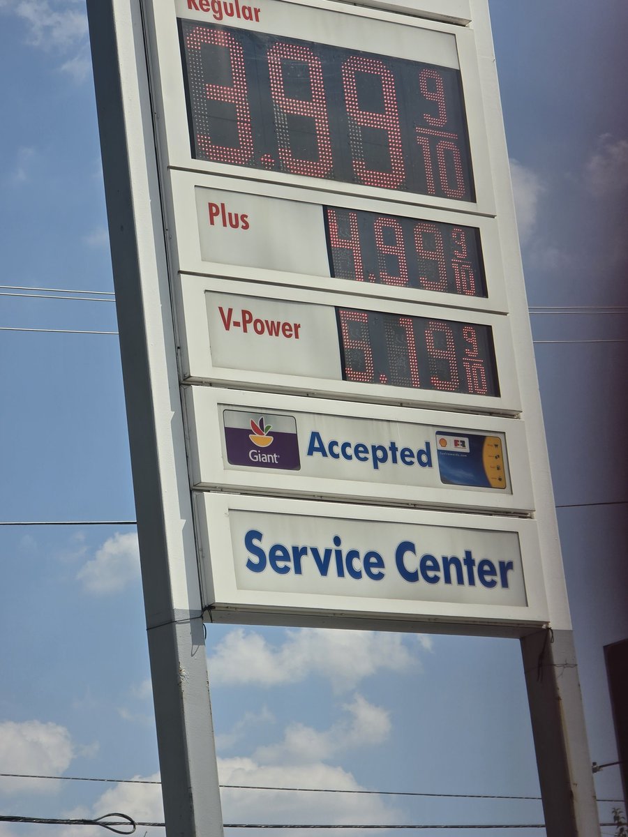 thehoffather's tweet photo. Gas prices in Washington DC are $1.30 CHEAPER than the station near my house in Seattle

That is roughly the amount of the extra taxes Democrats hit us with in recent years... https://t.co/2a2Cjh7p0J