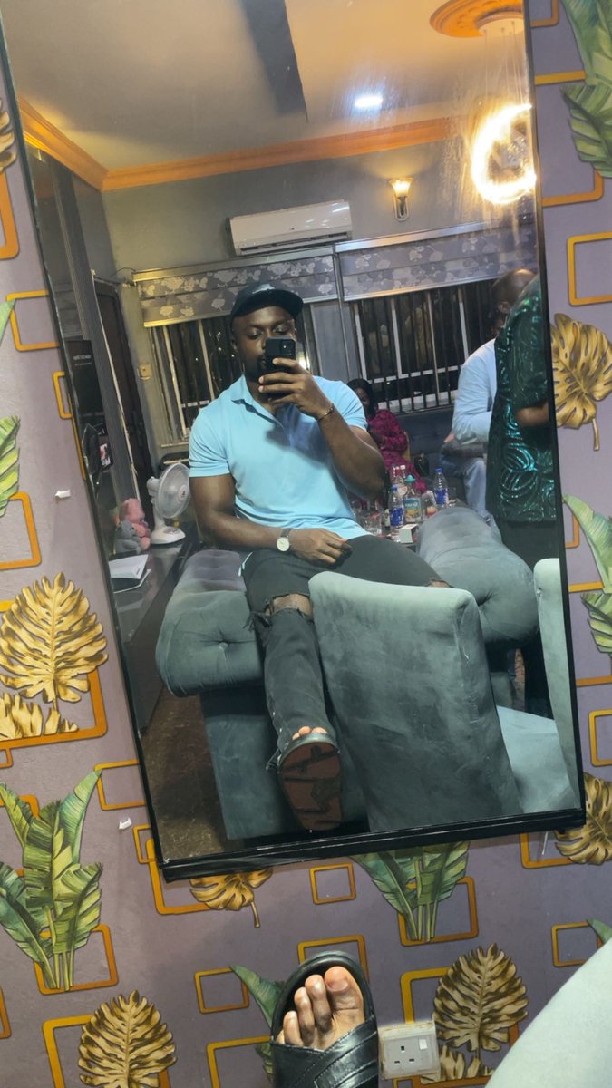 benueboypj3_'s tweet photo. Back at it 🤭 🥃 https://t.co/BpilPXqpmK