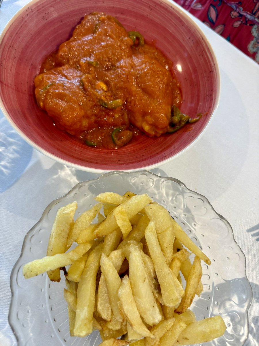 csanchaoria's tweet photo. Salpicón de bogavante, merluza y bonito con tomate. Josein, Comillas. La tierruca. https://t.co/WW0IhnN9ai