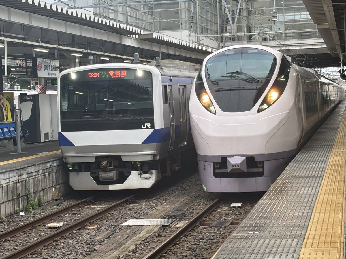 SabaShironeko's tweet photo. 勝田から東京へ向かいます。
この特急ときわ、「お前特急ちゃうやろ！」と言いたくなるくらい停車駅が多い。 https://t.co/sxfB7PSTrn