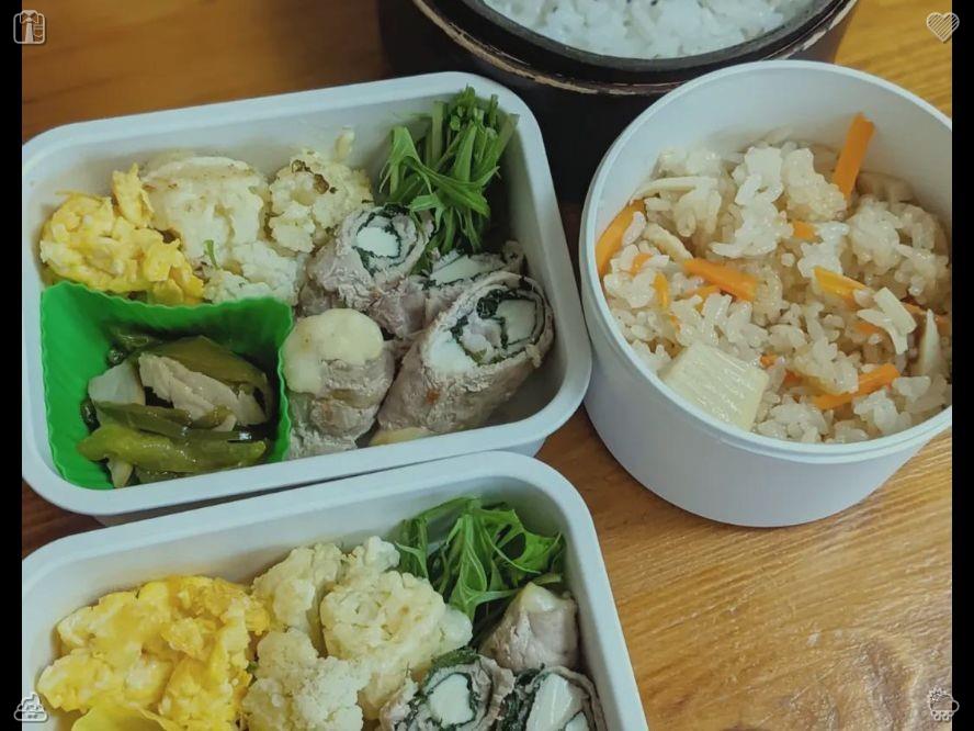 isakazu's tweet photo. She pushed the door open, triggering a soft chime from the bell above. Inside, she saw shelves of glass jars containing various colorful tapioca pearls—black, white, and shimmering rainbow ones under the warm lighting. A pink-haired barista greeted her. Forgive freely and live https://t.co/X5gGkvvFNn