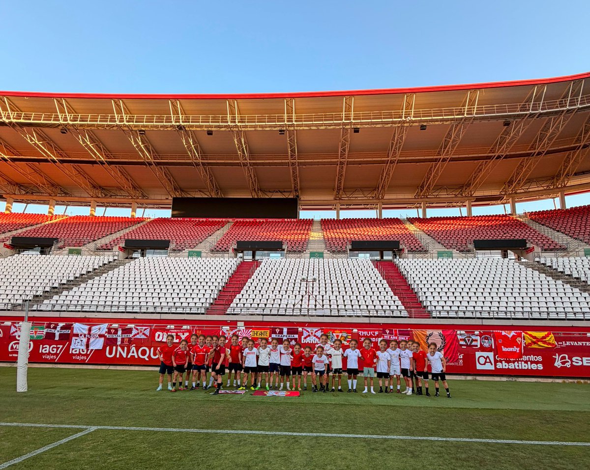 LaOnlyRmucf's tweet photo. La mejor tarde de fútbol del año en Nueva Condomina

#ONLYRMUCF https://t.co/Io0Oj8Ni2k