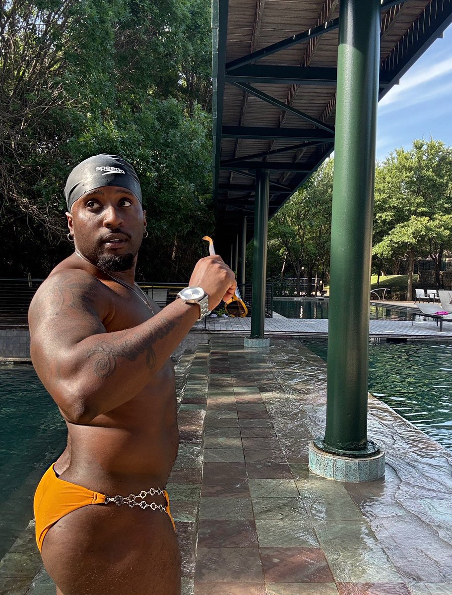 Mosesthemogul's tweet photo. Get wet in @mmxxbythemogul new swim out now💦☀️💪🏾 https://t.co/wpyq0C9bTY