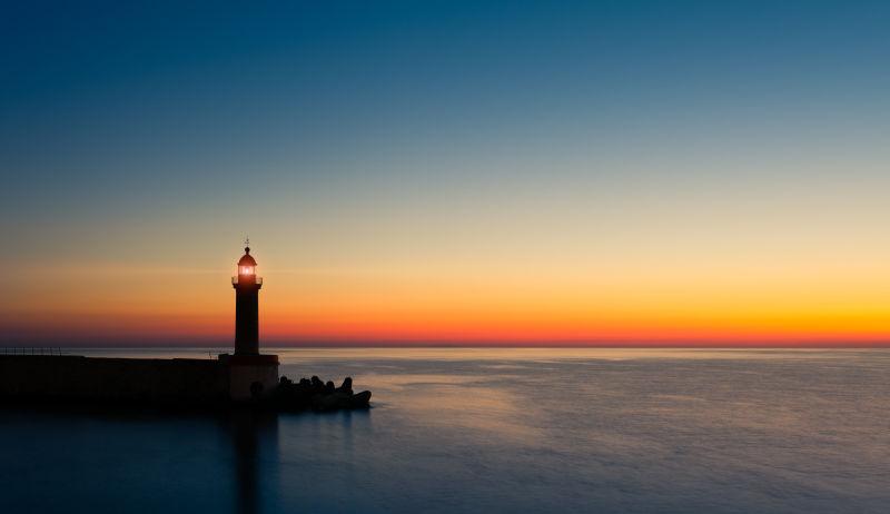 Said12675983's tweet photo. Just wrapped up a perfect day trip to the coastal lighthouse! Golden sunset waves and fresh sea breeze—need this vibe more often.  #WeekendAdventure， https://t.co/Rs88A1H8qq