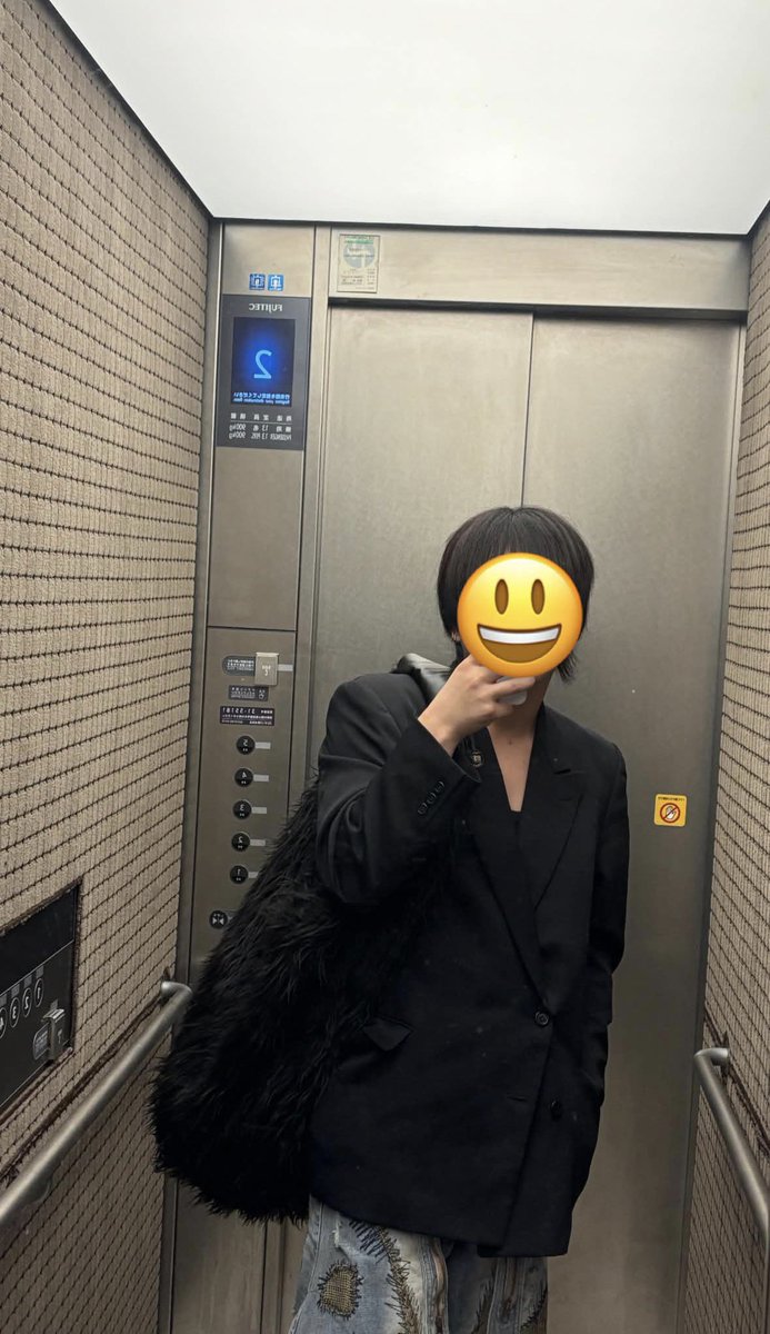 mobile_battery8's tweet photo. レッツgoくっそ眠い🥱💤
そして世界おはよう https://t.co/DfwWd2pK6c
