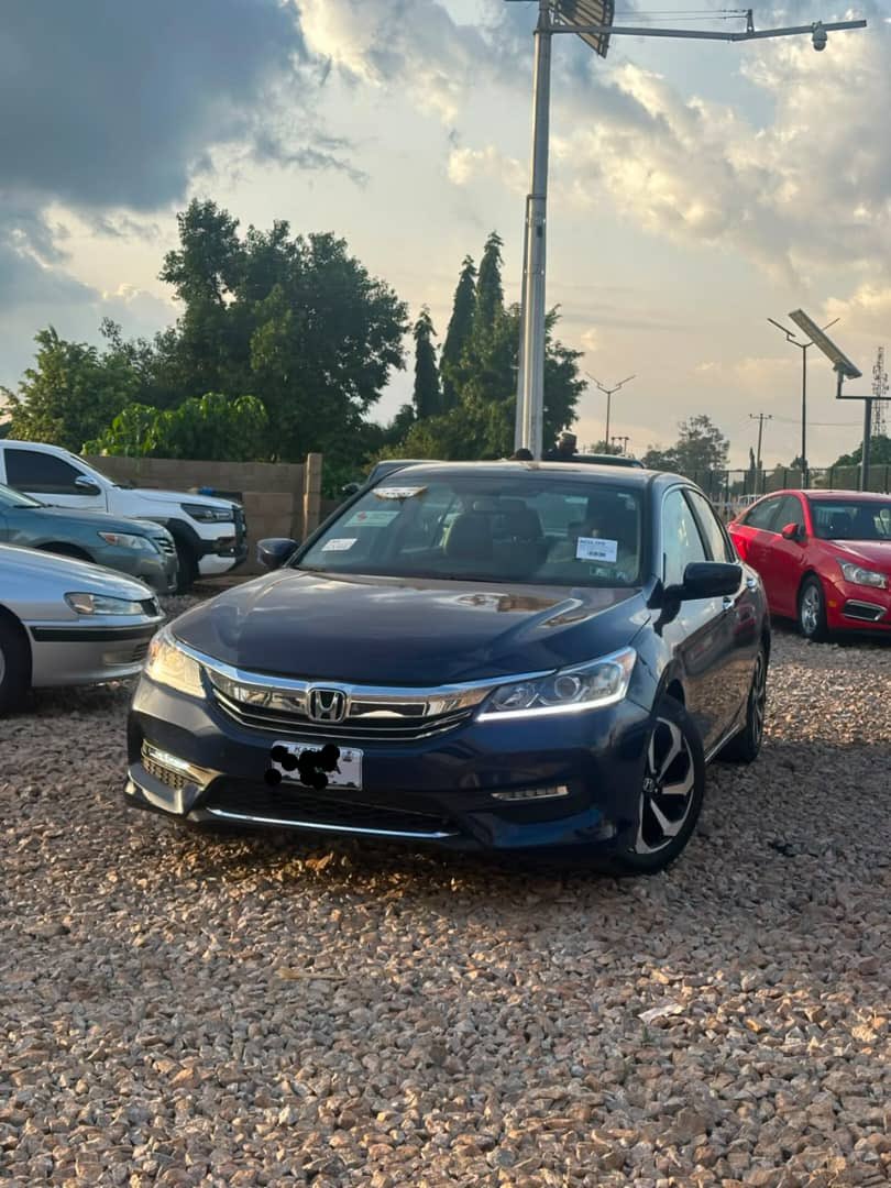 OFFICIALFSAUTOS's tweet photo. ‼️DISTRESS SALE
FOREIGN USED HONDA ACCORD LX 2017 MODEL 
ORIGINAL CUSTOM DUTY
PRICE: 13.5M
LOCATION: KADUNA
#forsale #forsale #distress https://t.co/wrAzMdZajc