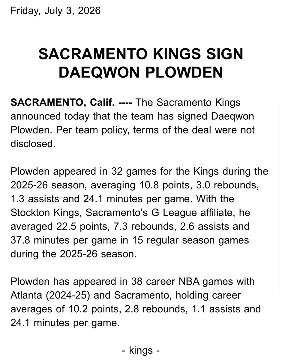 foxsportsksac's tweet photo. The Kings make it official.  Welcome back Daeqwon Plowden! https://t.co/mEx75gZ8R2