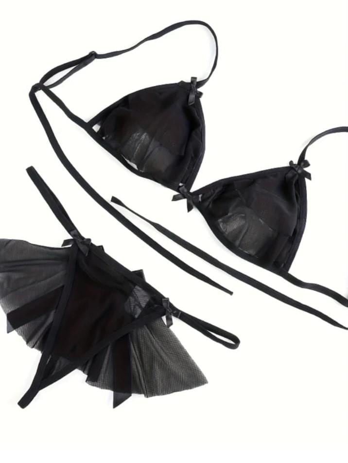 Noorelarastore's tweet photo. NoorElara Women's Black Sheer Mesh Lingerie Set with Ruffle Detail

Link - https://t.co/nhbBTrlYFg

✨ Product Specifications
Color: Black
Material: Polyester Mesh
Design: Solid
#Noorelara #noor #elara #Underwear #panty https://t.co/bBR6U15duj