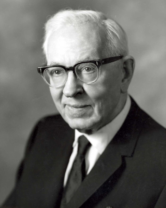 PetGorilla's tweet photo. Mormons are not Christians. 

Jesus: 

     "No one comes to the Father except by me."

Joseph Fielding Smith, Mormon Prophet:

     “There is no salvation without accepting Joseph Smith." https://t.co/WsrrVOdzO1