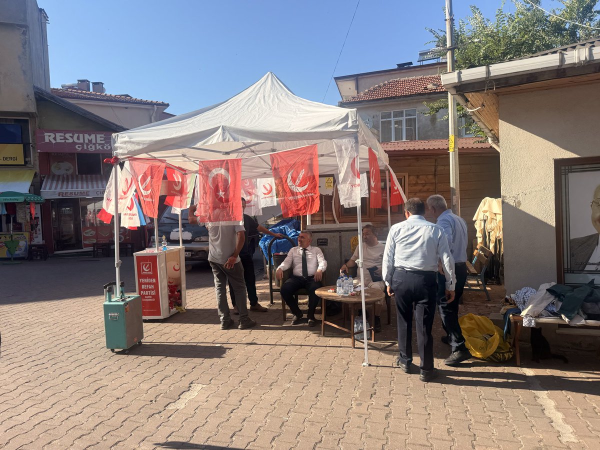 YKALEM74's tweet photo. Kurucaşile İlçe Başkanlığımız tarafından açılan stant çalışmamızı; ziyaret ederek sahada yürütülen çalışmaları yerinde inceledik.Kurucaşileli hemşehrilerimizle bir araya geldik.
Bu güzel ve verimli organizasyon için Kurucaşile İlçe Başkanımız a teşekkür ederiz. https://t.co/UIgOG8JEOW