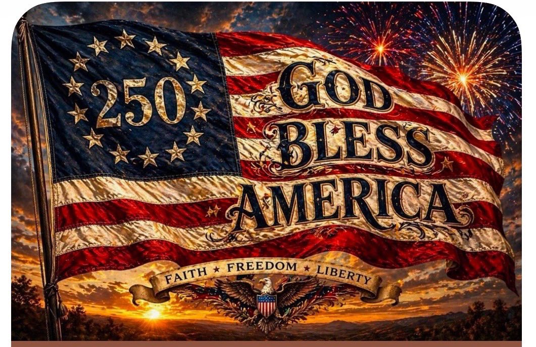AltoonaAthletic's tweet photo. As we celebrate a safe &amp; joyful 250th birthday of America take a moment to remember our founding fathers who had the vison and determination to fight for our independence.  God Bless America.  @altoonastrength @AASDSuper @altoonatrack @AltoonaLion @MtLionFootball #AltoonaProud https://t.co/K1PBvoFAuU