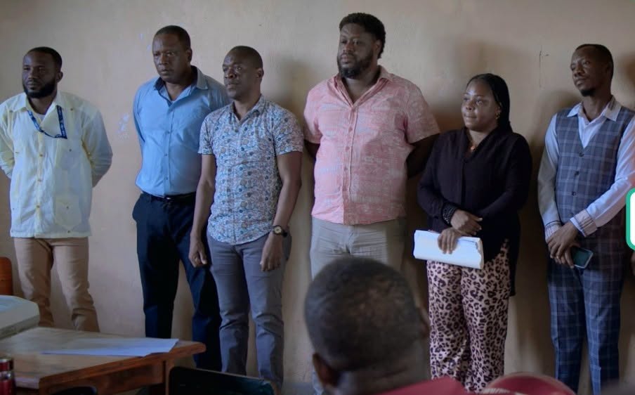 cep_haiti's tweet photo. Poursuite, ce vendredi 03 juillet, à Miragoâne, des sessions de mise à niveau à l’intention des futurs Agents du Registre électoral des départements des Nippes et de l’Ouest (Région des Palmes). https://t.co/vjz5ZLTs7C