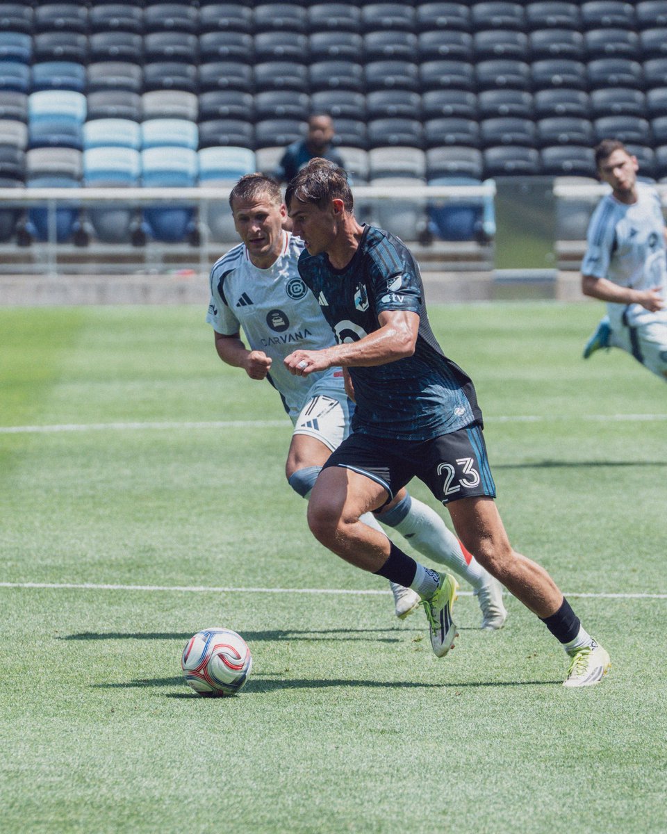 mnufcnews's tweet photo. Robin Lod back in Minnesota for today’s closed scrimmage between #MNUFC and Chicago Fire. 👊 https://t.co/WvbXG8MkFk