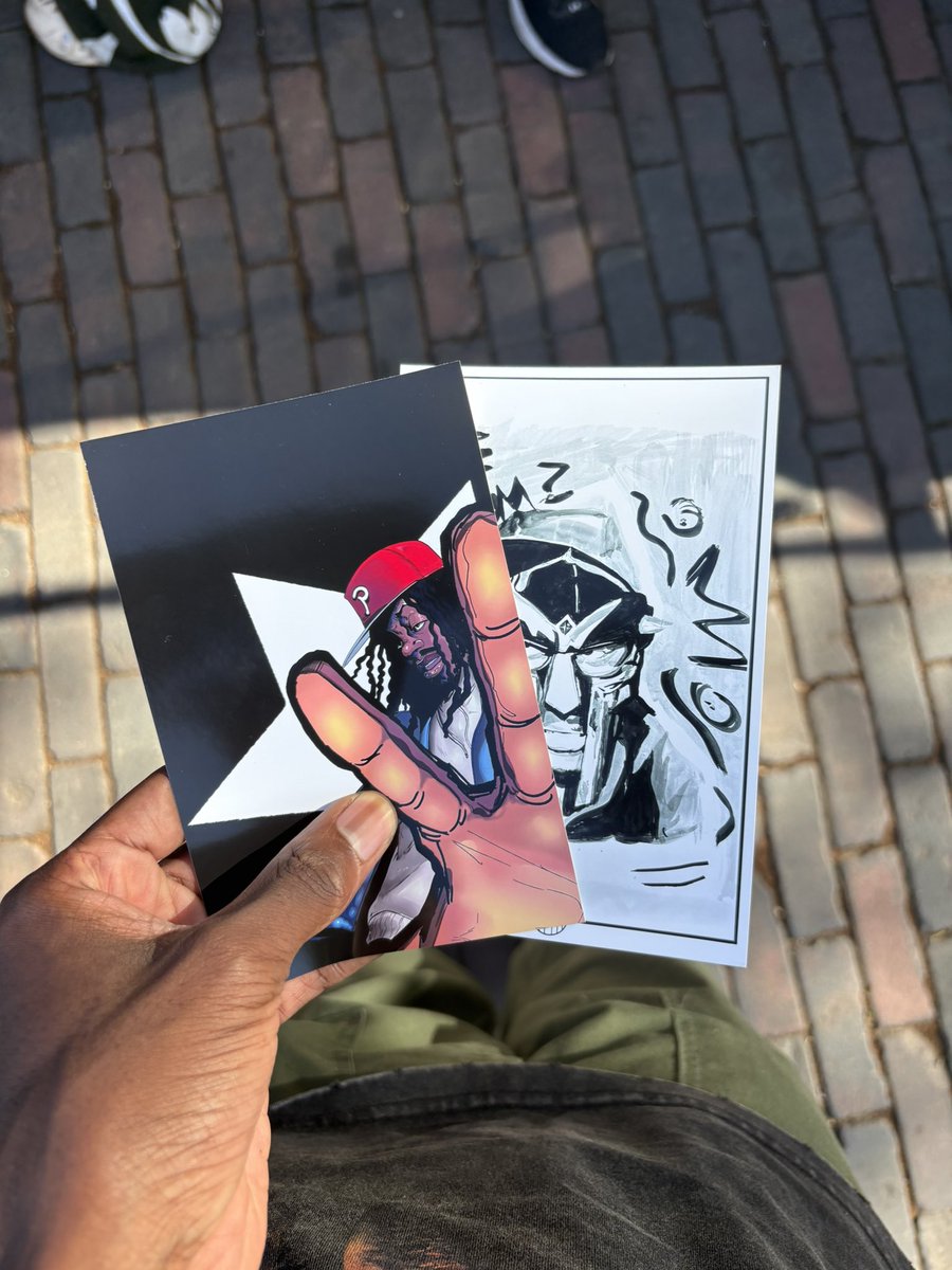 daymondwho's tweet photo. got to see my dream playlist perform. Earl sweatshirt, navy blue, sideshow and niontay 🤜🏾 https://t.co/Kq0OFsNaiP