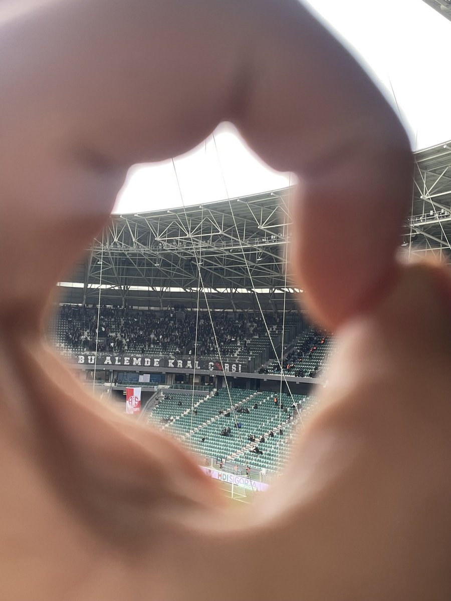 41mugoo's tweet photo. Niye kaçtınki daha eğlenicektik
@.forzabesiktas https://t.co/u84ry0shxD