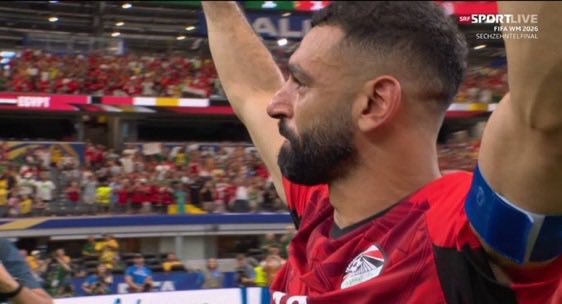 gorgeous4ew's tweet photo. الأسطورة محمد صلاح يذرف دموع الفرح بعد التأهل . 🥹🇪🇬 https://t.co/x9skVLPbmD