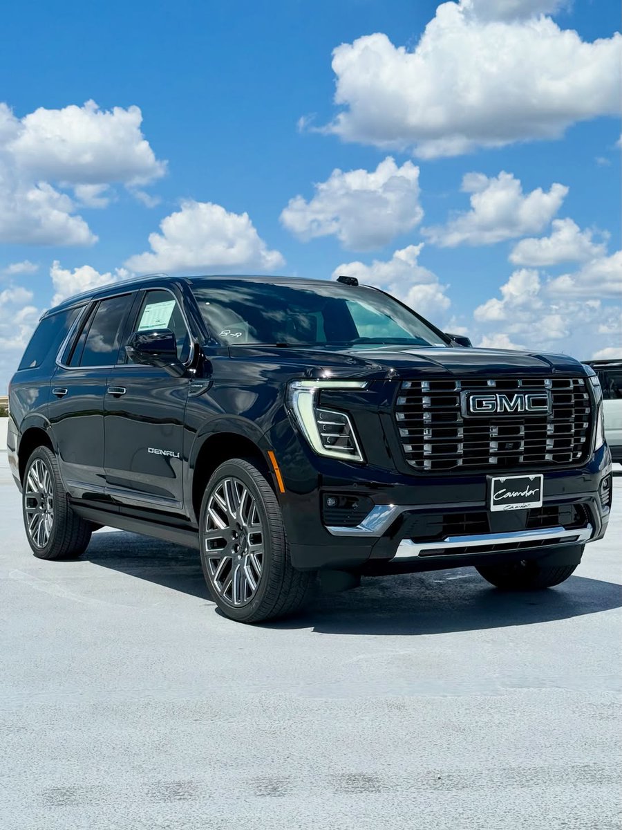 TorquePrime's tweet photo. 2026 GMC Yukon Denali Ultimate EXECUTIVE https://t.co/TJsy8eyjFm
