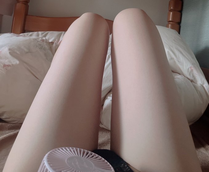 BrabroxMobile's tweet photo. 问大家一个问题      如果对方是处女，插入的那一刻能感觉到吗？ #反差 https://t.co/1iPSfvbDvP