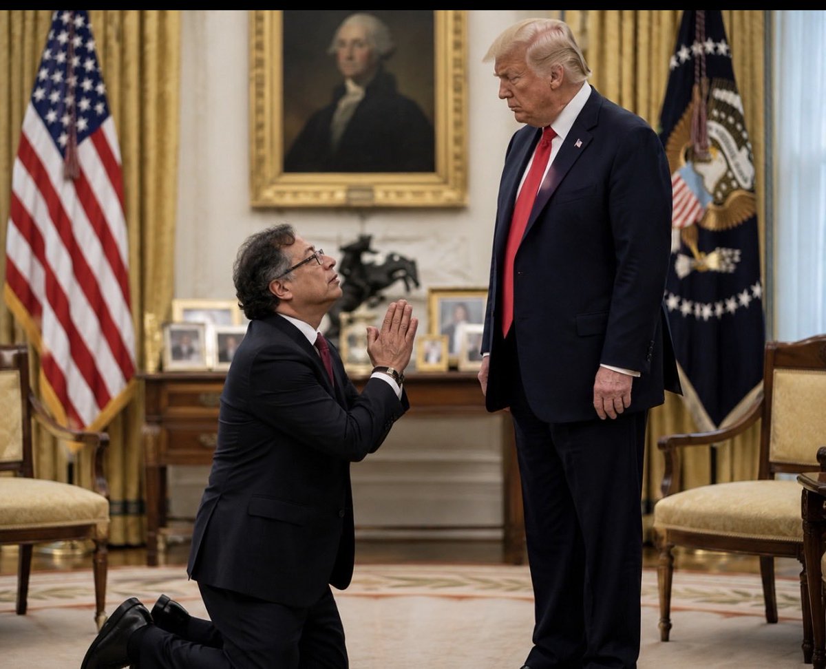 Akustronique's tweet photo. Antes de segunda vuelta: "¡Me pueden meter mil veces a la lista OFAC, pero no bajaré la voz! ✊🏼

Después de segunda vuelta: ¿Me ayuda a salir de la OFAC, Don Trump, porfis? https://t.co/3hpDQT1SBt