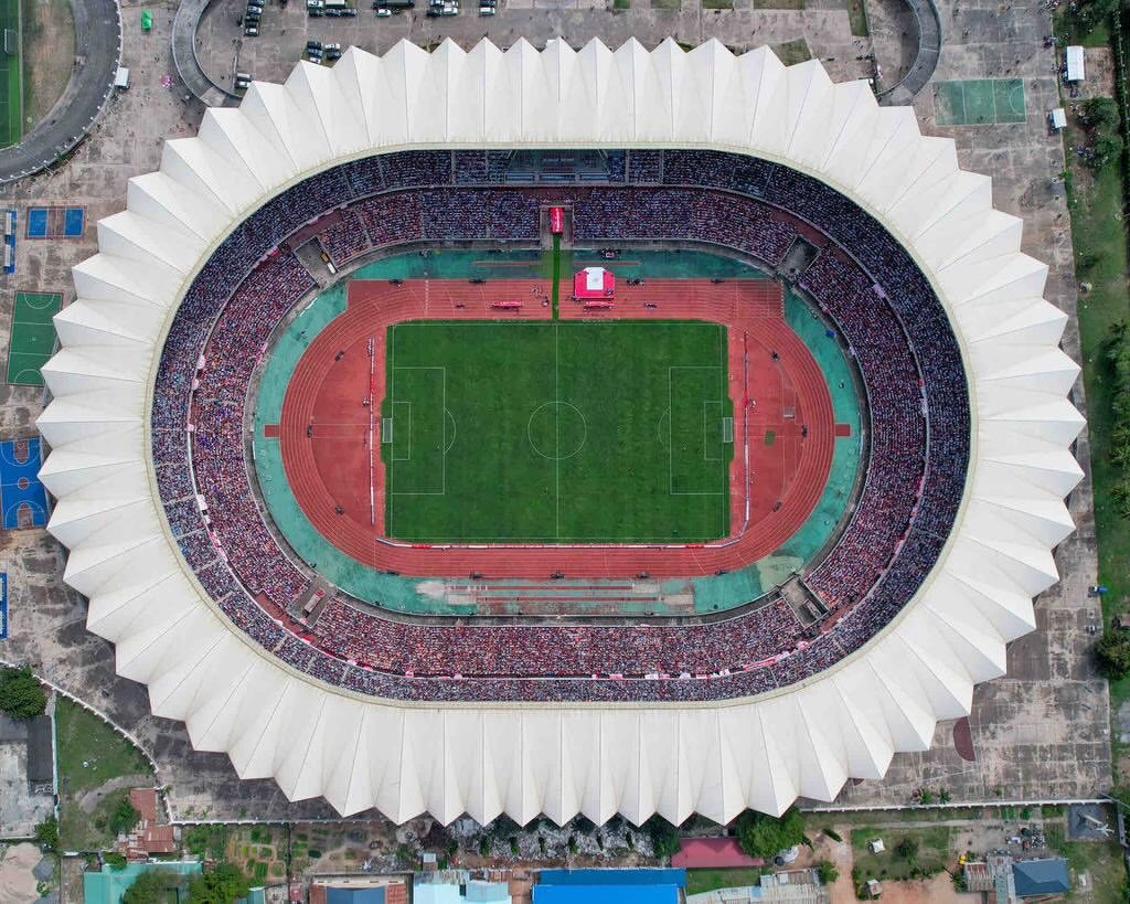 MickyJnr__'s tweet photo. 🔴 𝐁𝐑𝐄𝐀𝐊𝐈𝐍𝐆: 

Benjamin Mkapa Stadium in Dar es Salaam has been removed from CAF-approved venues due to ongoing major renovations ahead of AFCON 2027. 

Azam Stadium in Chamazi is only temporarily approved for preliminary rounds of 2026/27 CAF Champions League and Confederation Cup.

#CAFCLwithMicky
#Tanzania
#AfricanFootball