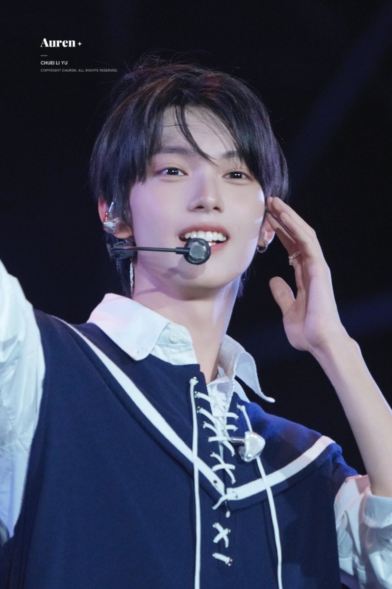 𝐀𝐮𝐫𝐞𝐧✦ tweet media