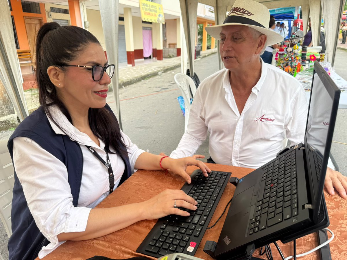 SRIoficialEc's tweet photo. ¡La #BrigadaMóvilSRI más cerca de ti!

En la parroquia Moraspungo, del cantón Pangua, acercamos nuestros servicios tributarios a los moradores del sector para que realicen sus trámites tributarios de forma gratuita.

#SRIzonal3 https://t.co/MJB1rXA2Sq