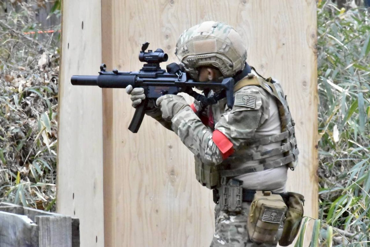 SebastianMP5SD6's tweet photo. おはようございます☺️

私こと、本名「トム・瀬芭須茶庵・クルーズ」はNAM戦最中の1966年7月4日にスポーンし、本日ついにLv.60へ到達しました✨
これを機に肩書きを「還暦サバゲーマー」へとアップデートします⤴️
これからも変わらぬお付き合いのほど、どうぞよろしくお願いします🙇‍♂️
#7月4日に生まれて https://t.co/nbXjqZxNfy