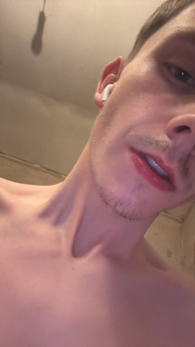 SkebBall's tweet photo. I’m having thoughts about my 🤫🤭 and I need someone to talk too asap😩 #momson #taboo #nolimits #nl #incest #family #nsfw #nsfwtwt #dl https://t.co/IVXa9825ab