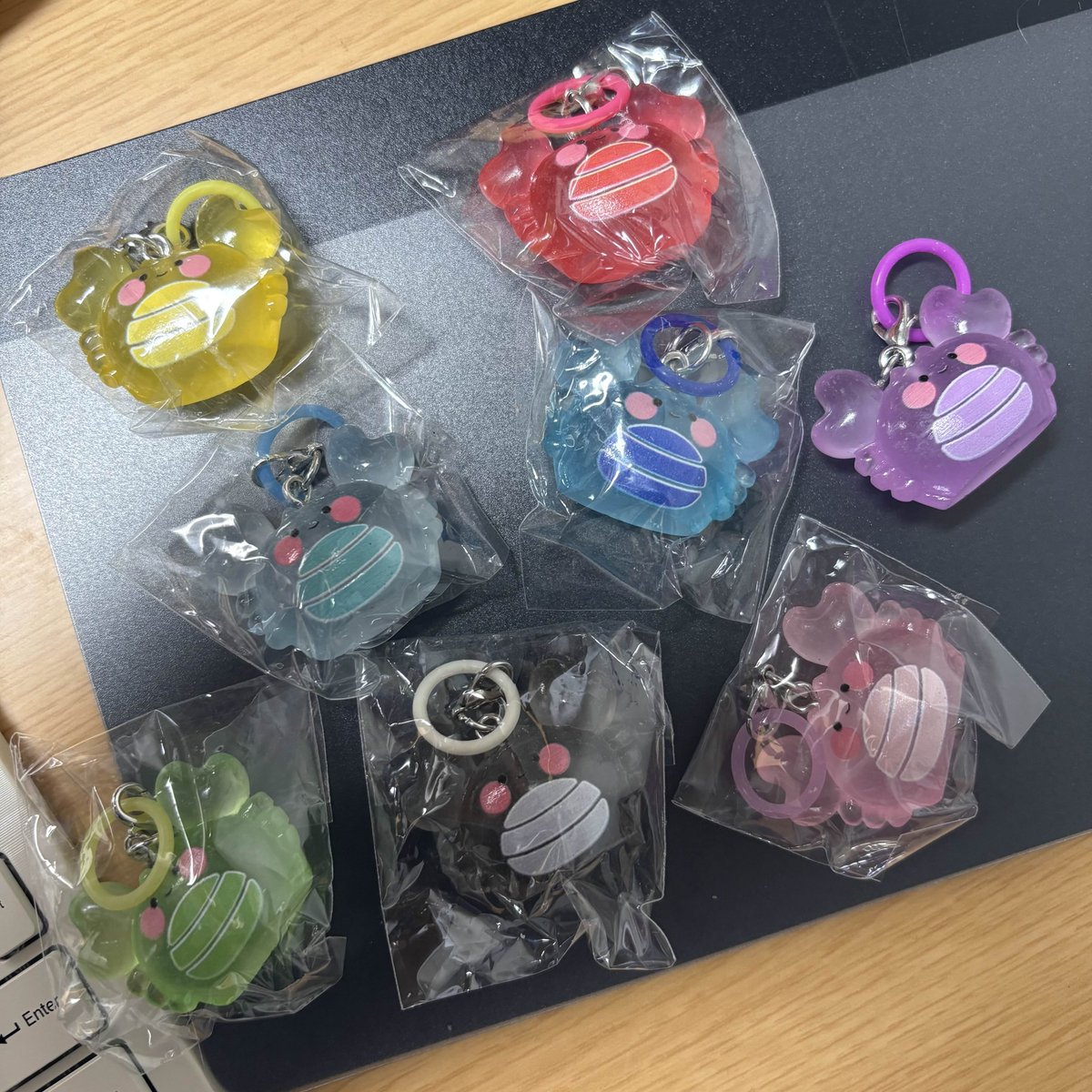 maosuke_NT's tweet photo. これは一夜限りのカニタイトル https://t.co/mWa3HbqNcg