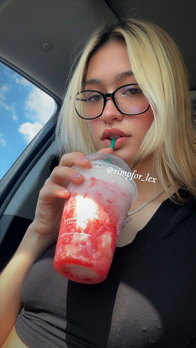 simpfor_lex's tweet photo. Awe you paid for me and my moms starbeess🤭

Findom https://t.co/3Qa87D9Yjj