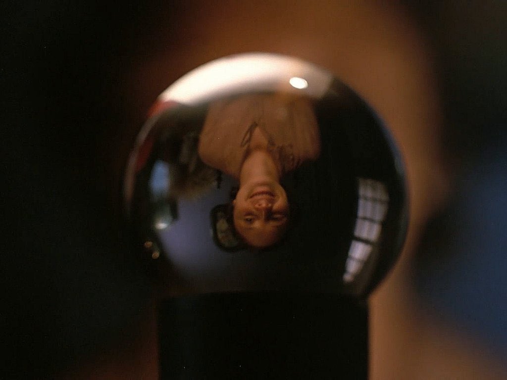 HypeHubBR's tweet photo. A Hora da Estrela (1985)
Dir. Suzana Amaral. 

A trama acompanha Macabéa, uma jovem nordestina que vive no Rio de Janeiro e leva uma vida solitária e invisível. Enquanto enfrenta as dificuldades da cidade grande, ela busca encontrar um sentido para sua própria existência. https://t.co/jgAg6XLbpb