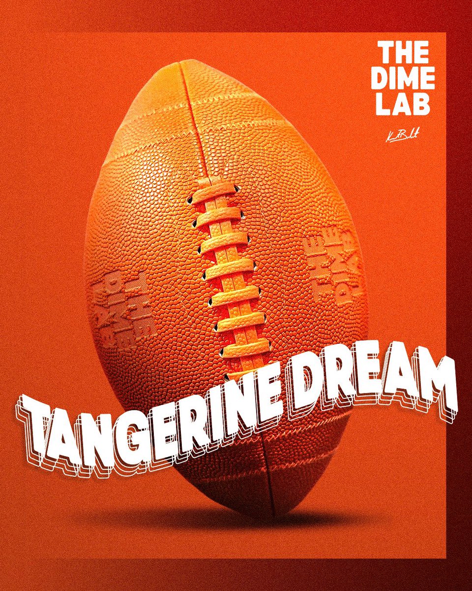 ShopTheDimeLab's tweet photo. Less than 50 left❗️

If you need your team’s color or just a bright orange football, you know where to go 😈 https://t.co/KqGpkwAT3H