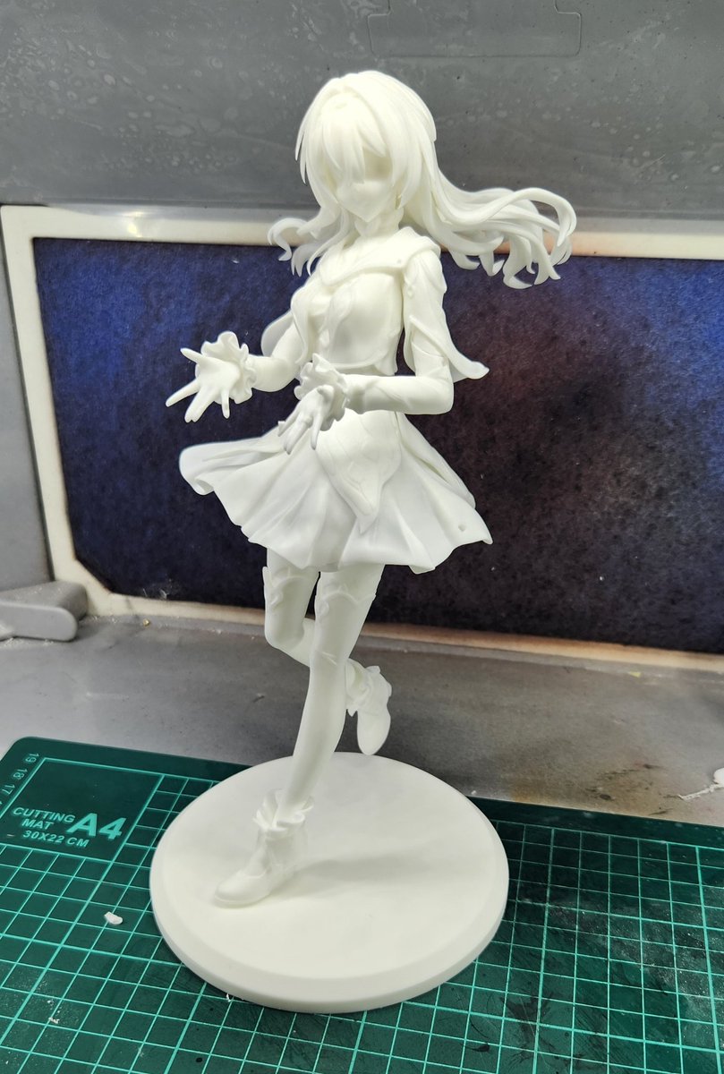 mijinko741's tweet photo. 細かいパーツは一旦置いといて大まかなパーツの軸打ちした
後半は慣れてきて楽しかった

塗装が終わってから細かいパーツは接着剤とかでいいんかな https://t.co/1qc0O7omfV