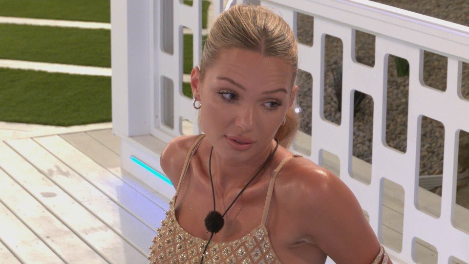 BRATTYBARBl's tweet photo. I will be backing Queen Julia all the way. Honest, real and hilarious, exactly what modern Love Island lacks these days. What a woman. #LoveIsland https://t.co/rlYGItkD7Q