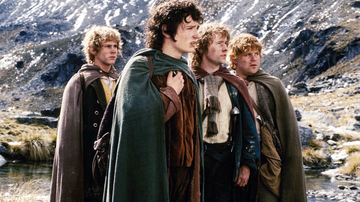 Italy_Alive's tweet photo. Certo che Sempio c'ha proprio dei piedi da Hobbit...
#quartogrado https://t.co/jbkRJCAtpv