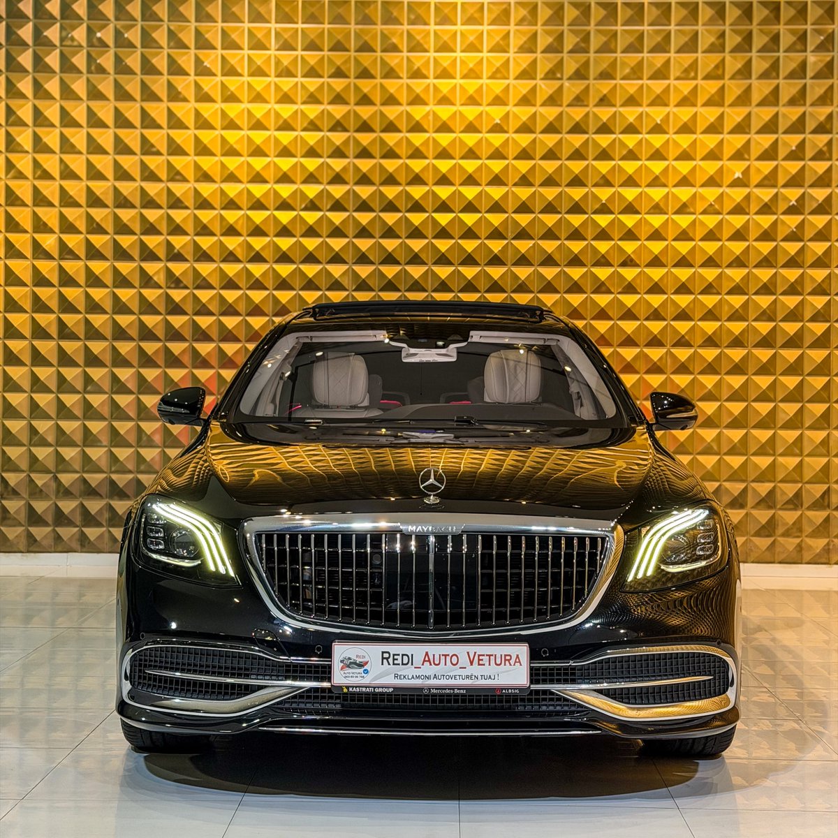 nocarcontext's tweet photo. Mercedes-Maybach S650 🖤🖤 https://t.co/Kyrh8QM5BA