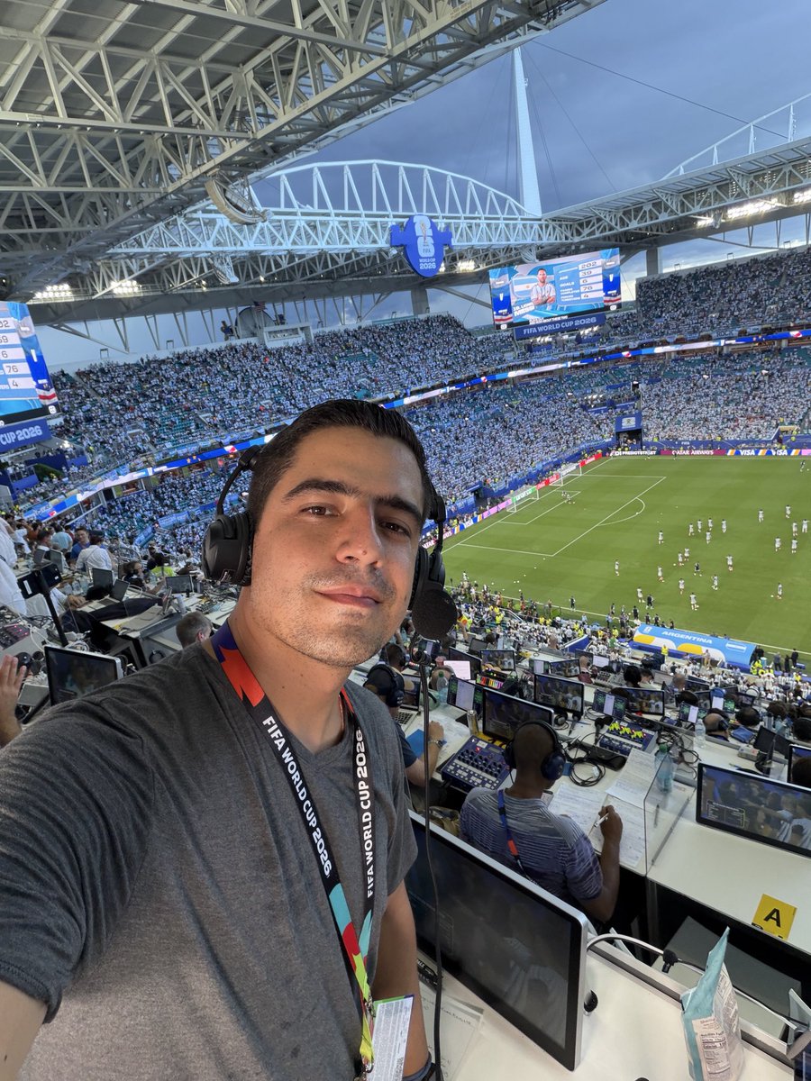 Andrés Vaca tweet media