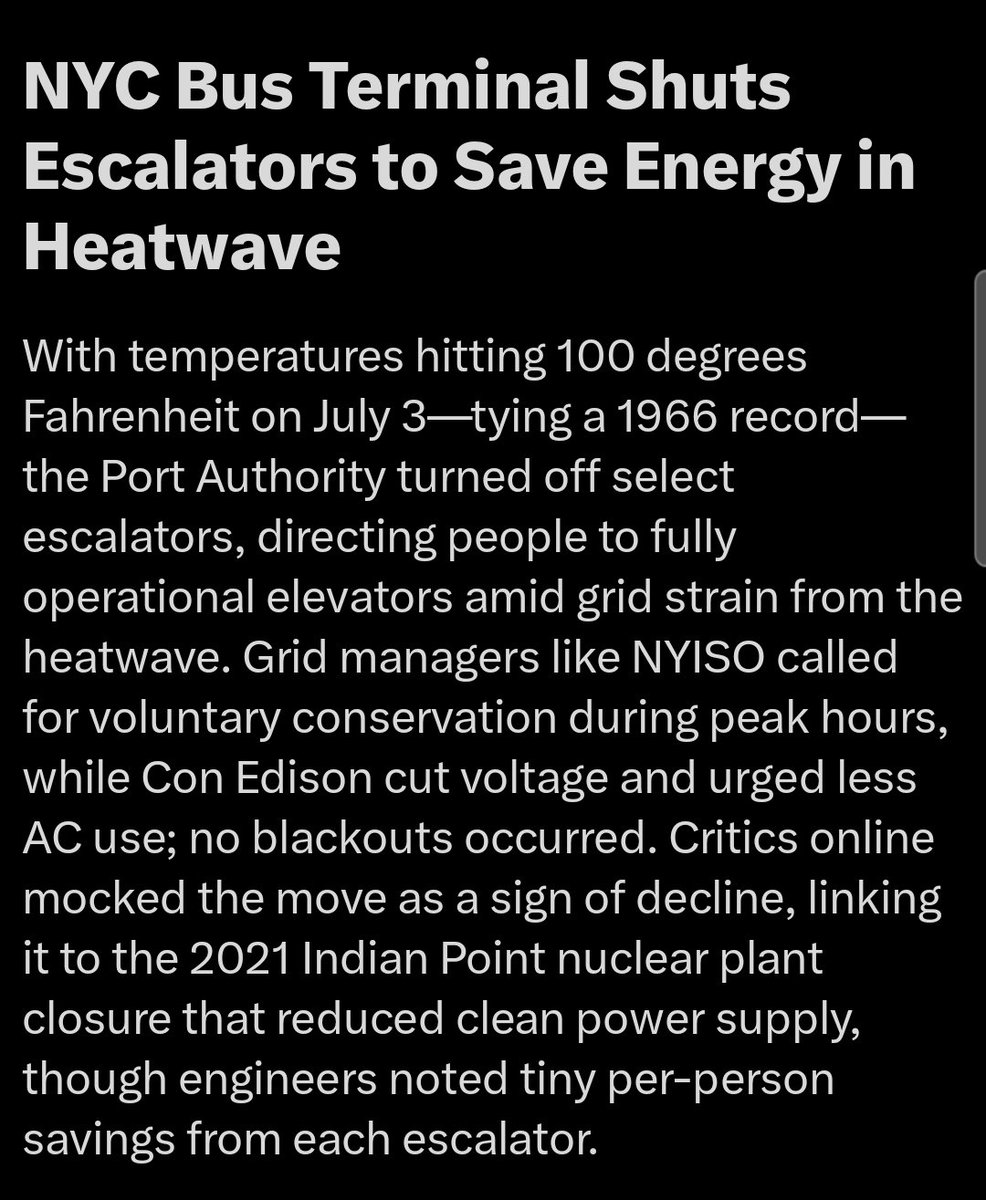 anthonyzenkus's tweet photo. They just shut the escalators down at the bus terminal in NYC to save electricity meanwhile all of MSG is air conditioned and lit up for a billionaire's wedding. https://t.co/0ov29kIFpy