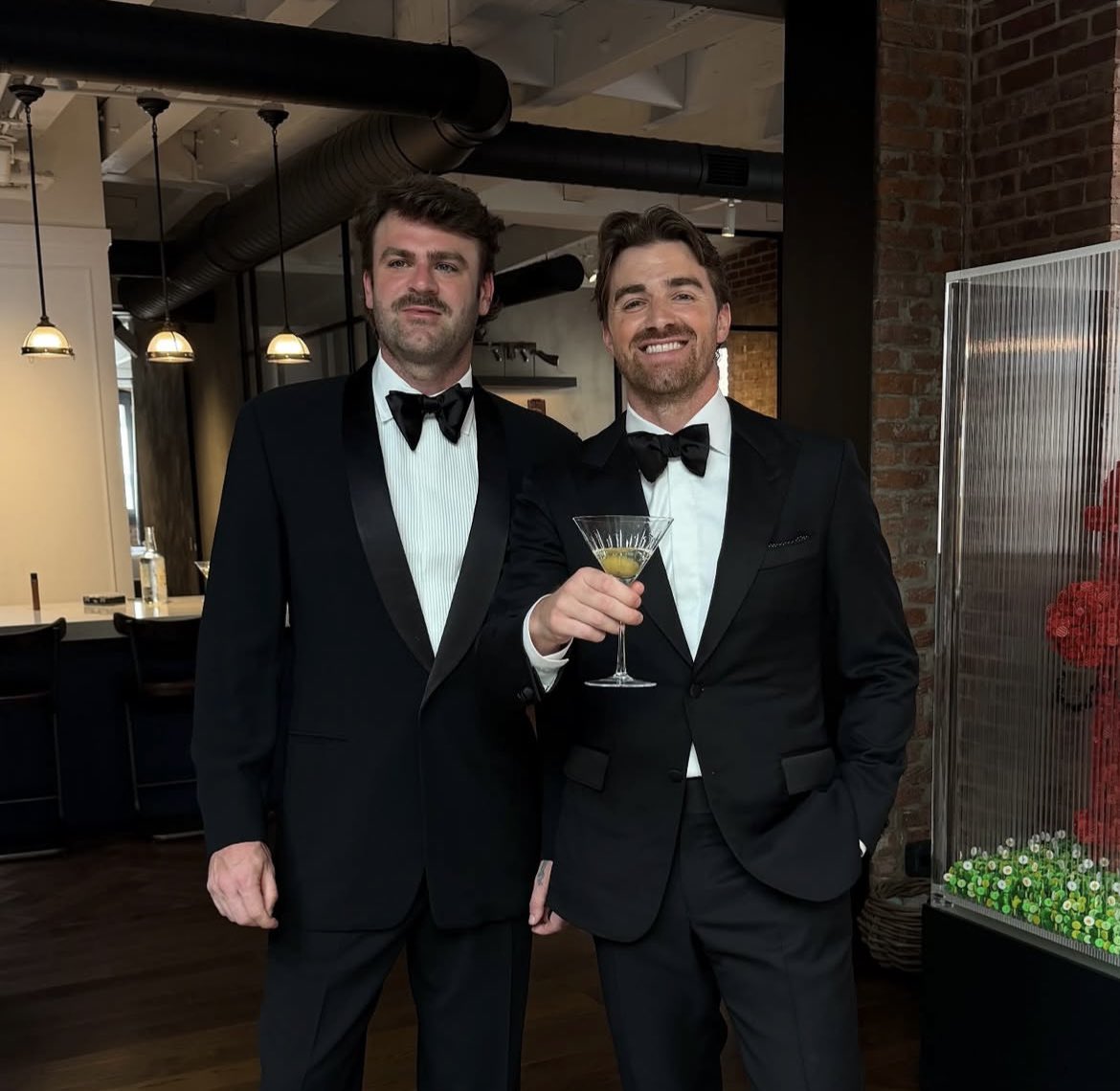 PopCrave's tweet photo. The Chainsmokers are going to Taylor Swift &amp; Travis Kelce’s wedding. https://t.co/N7GyeUs0u6