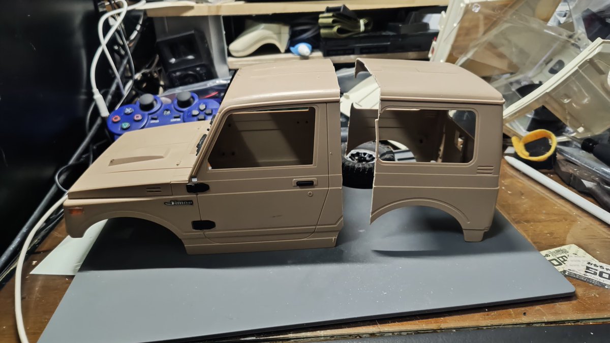 TREKCAPWORKSR's tweet photo. 深夜の工作してた
#WPL #WPLJAPAN #RAYWOOD
#リトルRC #ジムトラ #SJ40T
#C74 #D12 #D32 https://t.co/L0PVSD2qim