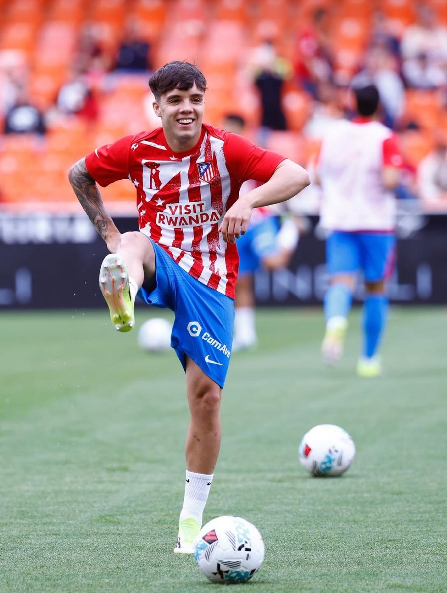 jeanpaulft14's tweet photo. 🚨 Julio Díaz, uno de los nombres propios del mercado. 👀

🟢 El Elche parte con ventaja para hacerse con el canterano del Atlético de Madrid.

⏳ Las próximas horas pueden ser decisivas. https://t.co/TQBfD8o1fr