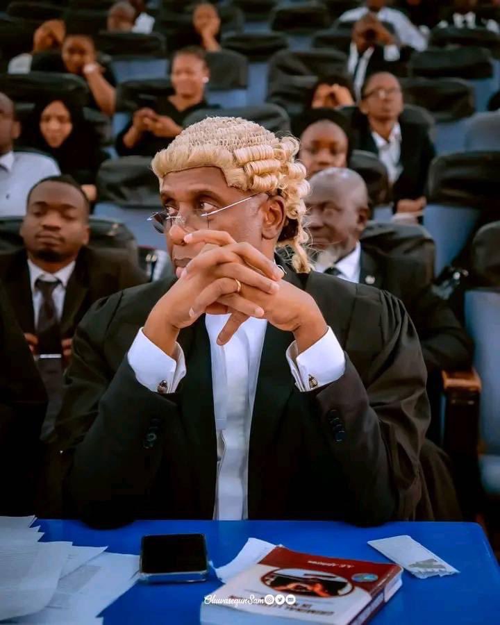 wils_ase's tweet photo. lawyer                                                liar https://t.co/CVPUwxp7gi