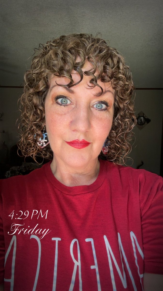tkgib's tweet photo. Ready to go watch fireworks tonight 🎆 https://t.co/23qYuf3rKa