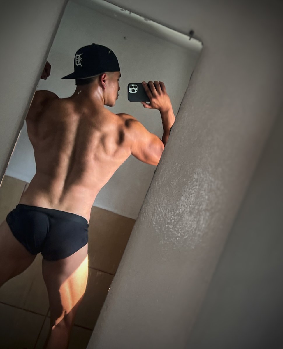 joselopezr80's tweet photo. Algo rico 🥵🔥
#fypシ゚viral #fypシ゚
#boy #men
#gay
#viral
#mexico https://t.co/aNaJkKQnlq